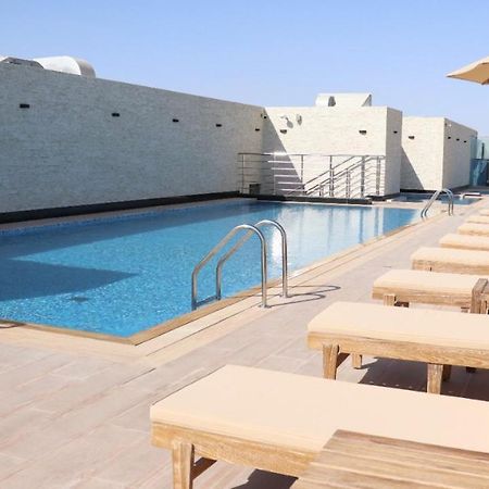 Al Riyadh Hotel Apartments アブダビ エクステリア 写真