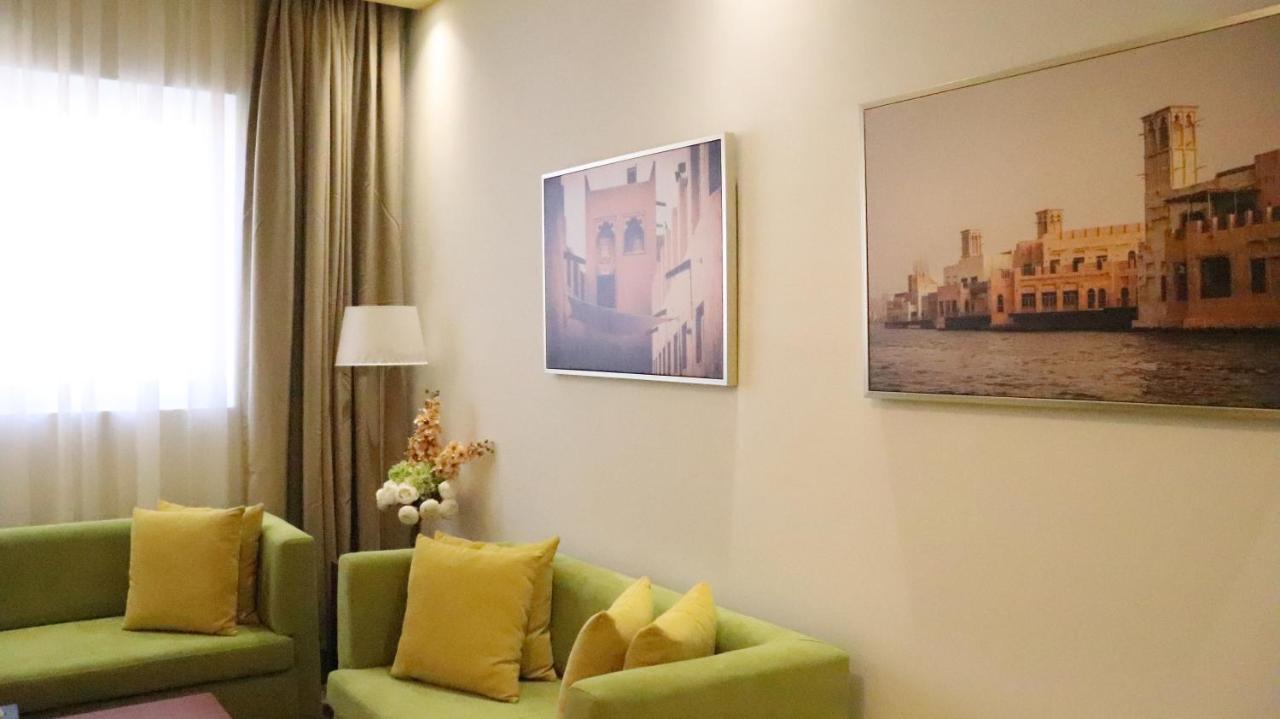 Al Riyadh Hotel Apartments アブダビ エクステリア 写真