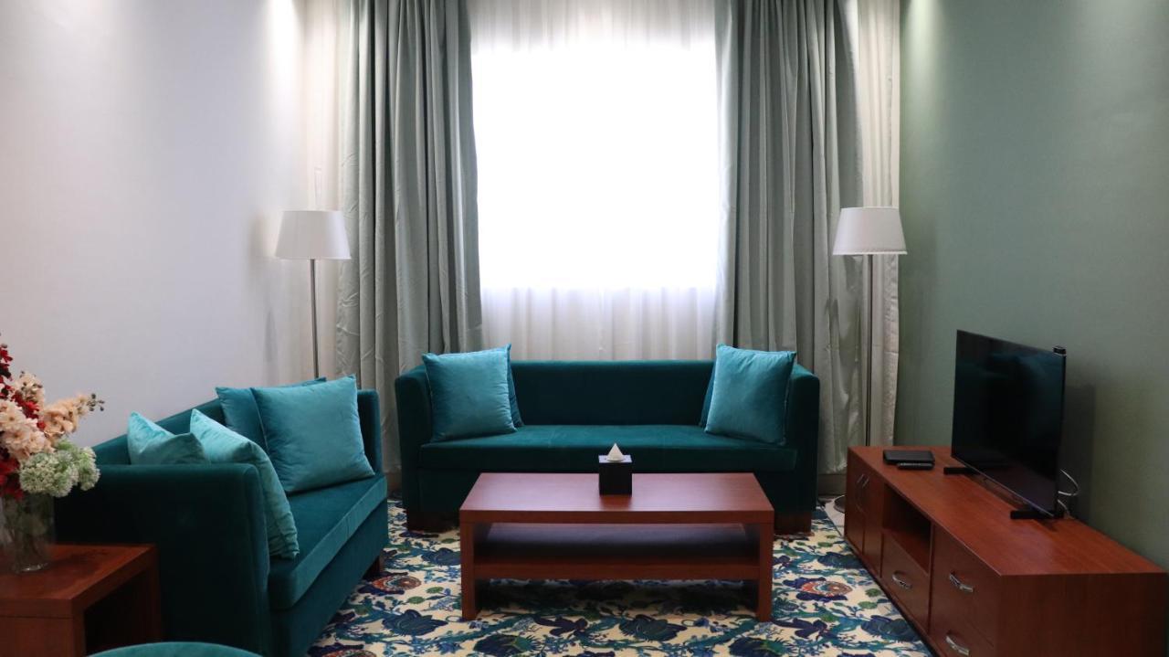 Al Riyadh Hotel Apartments アブダビ エクステリア 写真