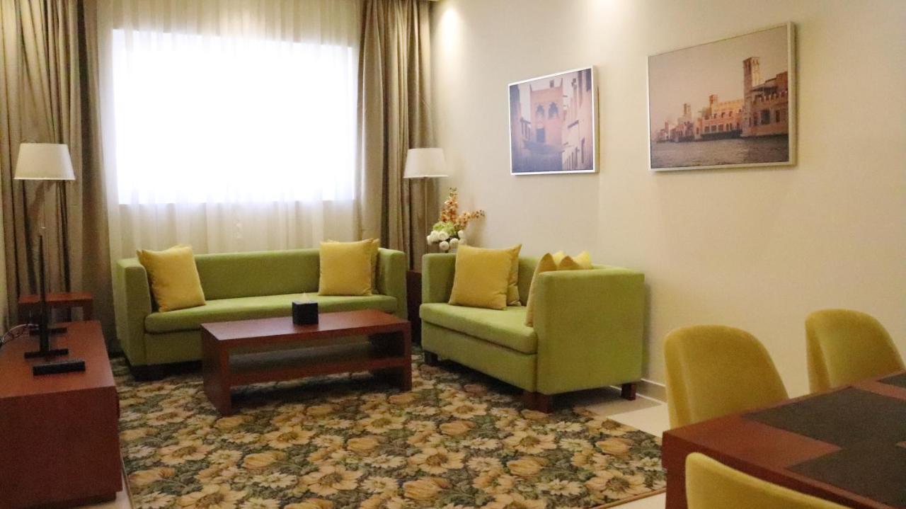 Al Riyadh Hotel Apartments アブダビ エクステリア 写真