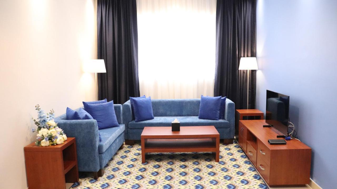 Al Riyadh Hotel Apartments アブダビ エクステリア 写真
