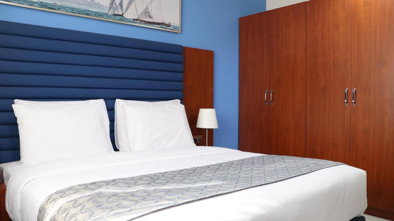 Al Riyadh Hotel Apartments アブダビ エクステリア 写真