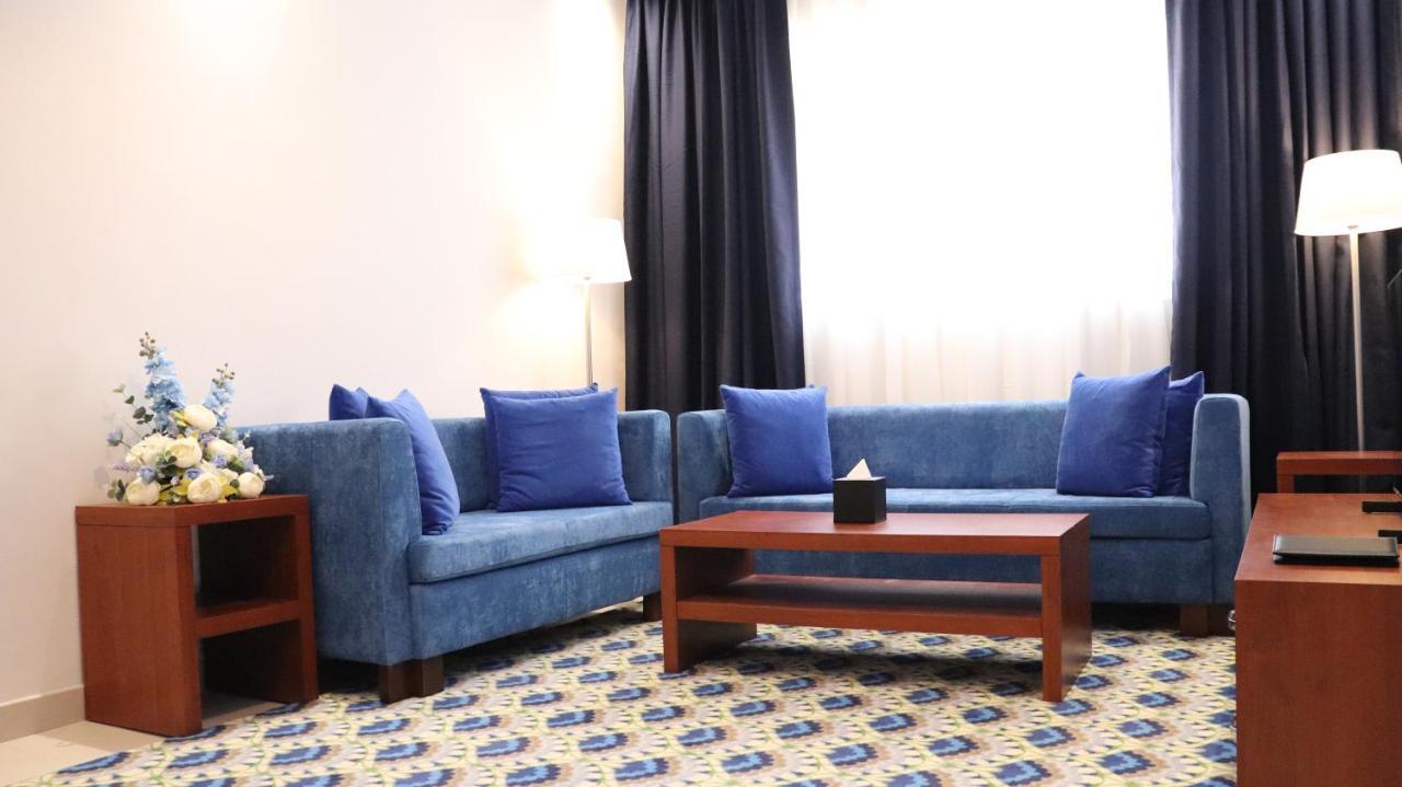 Al Riyadh Hotel Apartments アブダビ エクステリア 写真