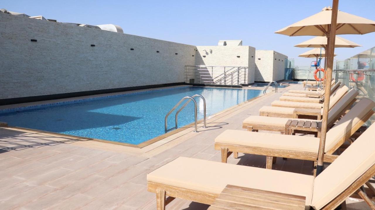 Al Riyadh Hotel Apartments アブダビ エクステリア 写真
